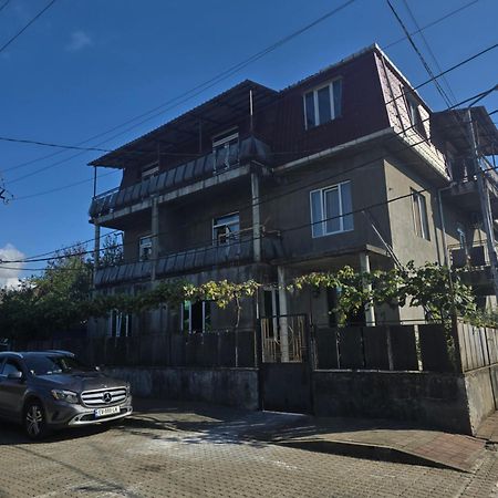 Mziuri Cozy Guesthouse Kobuleti Exterior foto