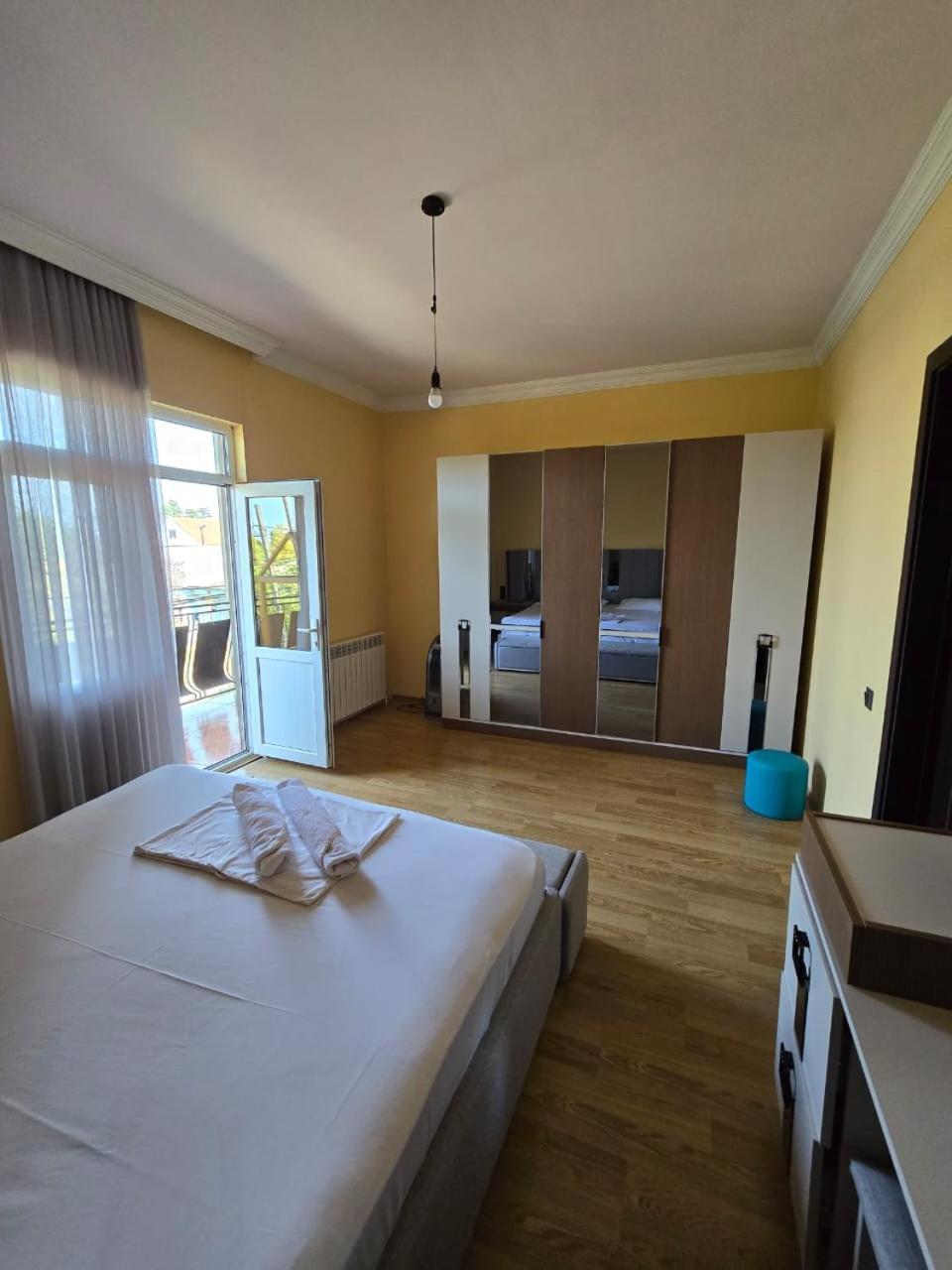 Mziuri Cozy Guesthouse Kobuleti Exterior foto